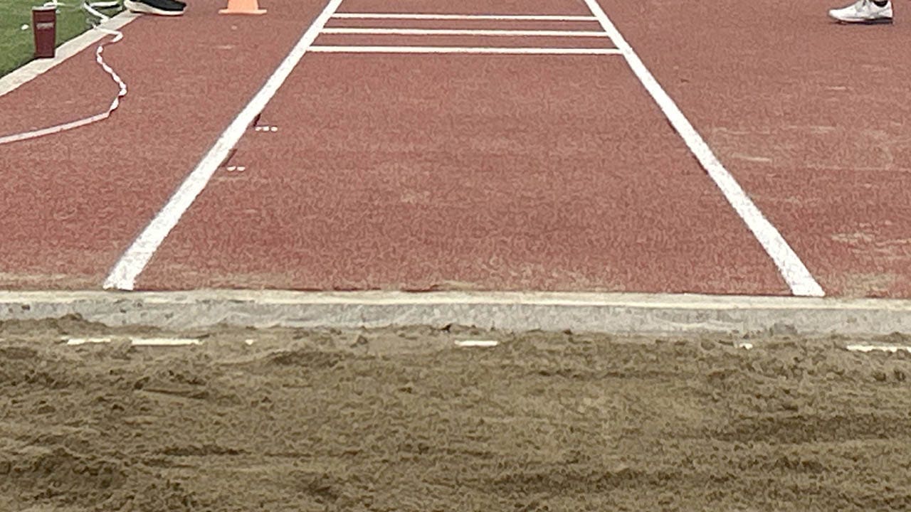 Illinois HS athlete suffers horrific injury while warming up for triple jump