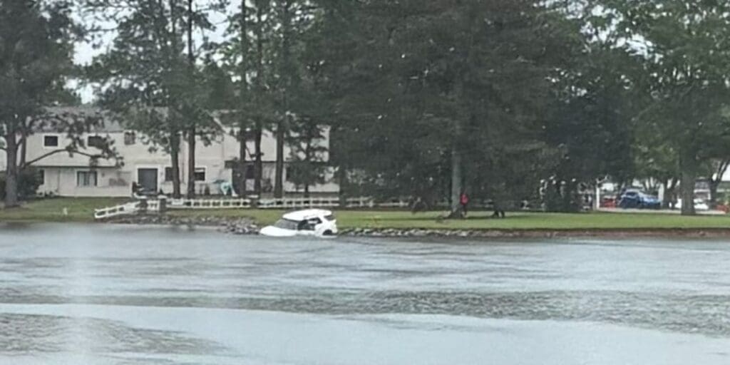 Vehicle ends up in Brandon lake after driver experiences medical emergency, police say