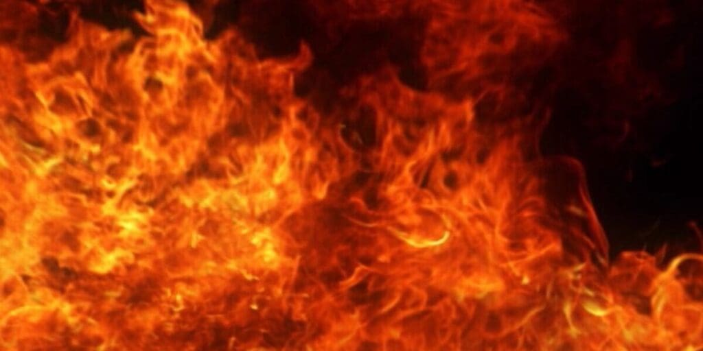 Person dies in Vicksburg house fire, chief confirms