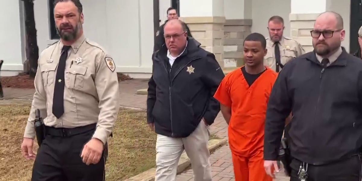Jimmie Jay Lee’s father confronts son’s killer in emotional court hearing