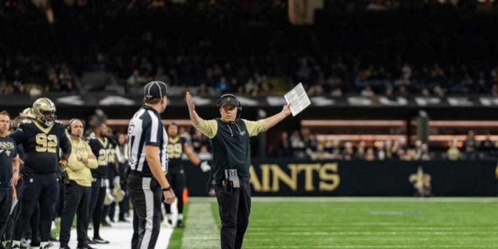 Smyth hits game-winning 47-yard FG to give Saints a victory, 20-17