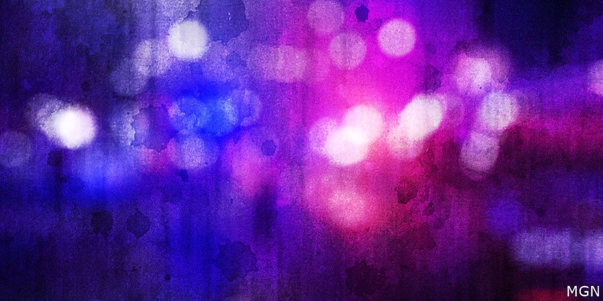 Pedestrian hit by 18-wheeler in Richland