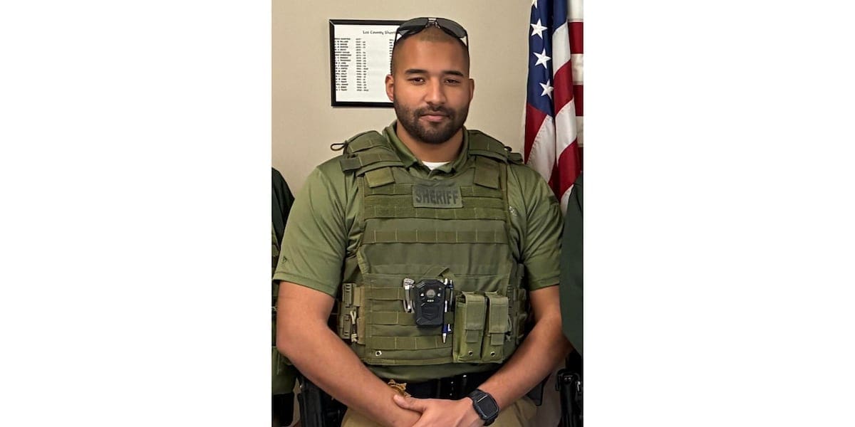 Investigator hospitalized after being struck by vehicle in Mississippi