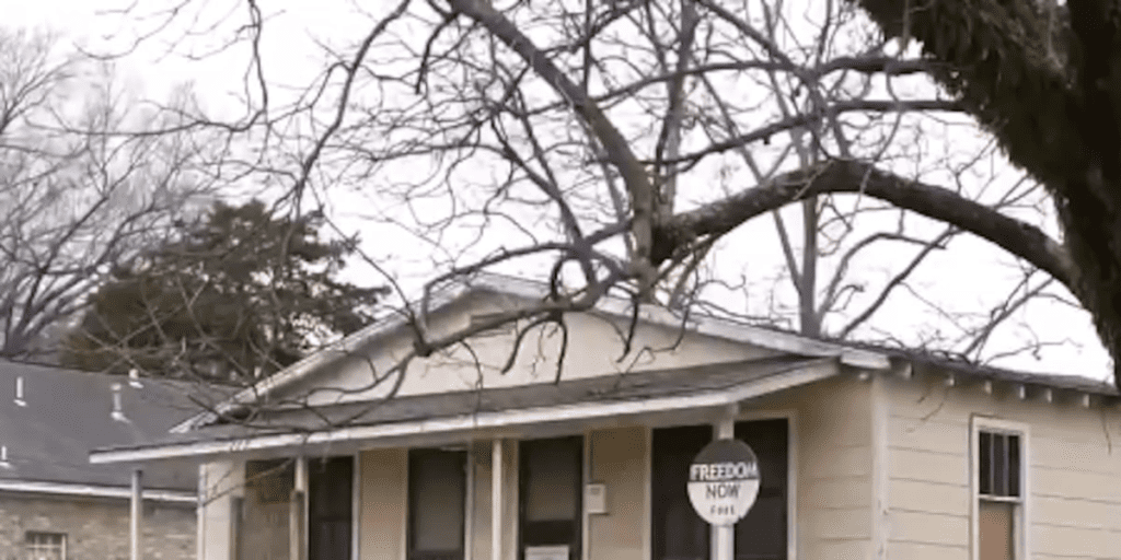 Canton’s Freedom House receives Mississippi Freedom Trail marker