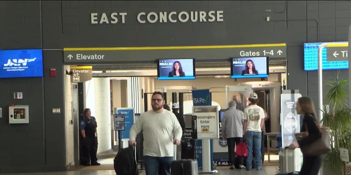 Jackson airport sees little effects from partial government shutdown