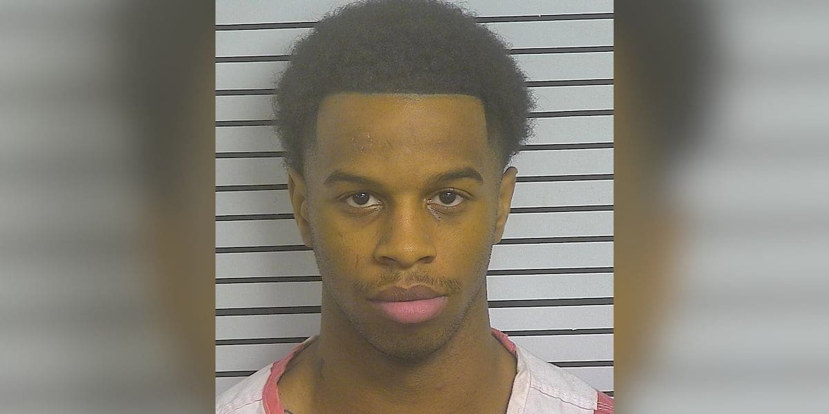 Man arrested after assaulting Forrest County deputy, sheriff’s office says